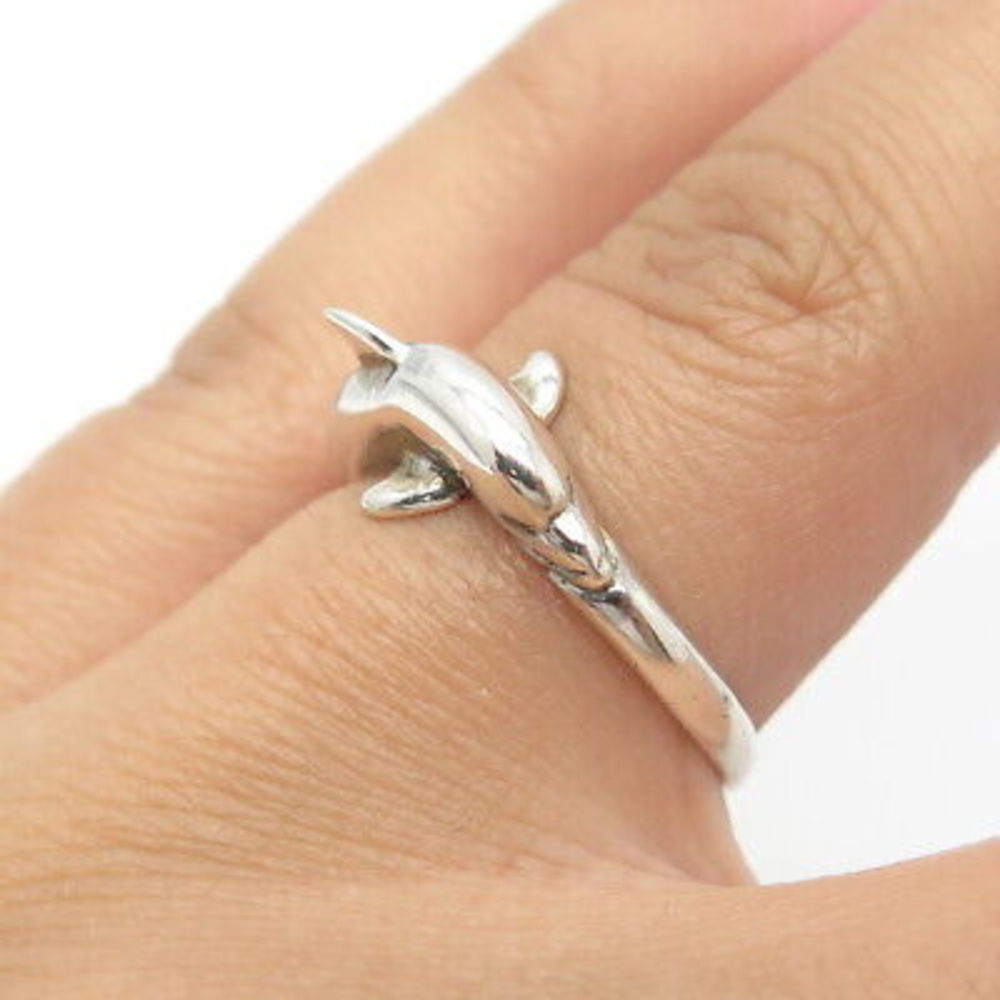 925 Sterling Silver Vintage Silver Cloud Friendly Dolphin Ring Size 7 - Picture 2 of 8